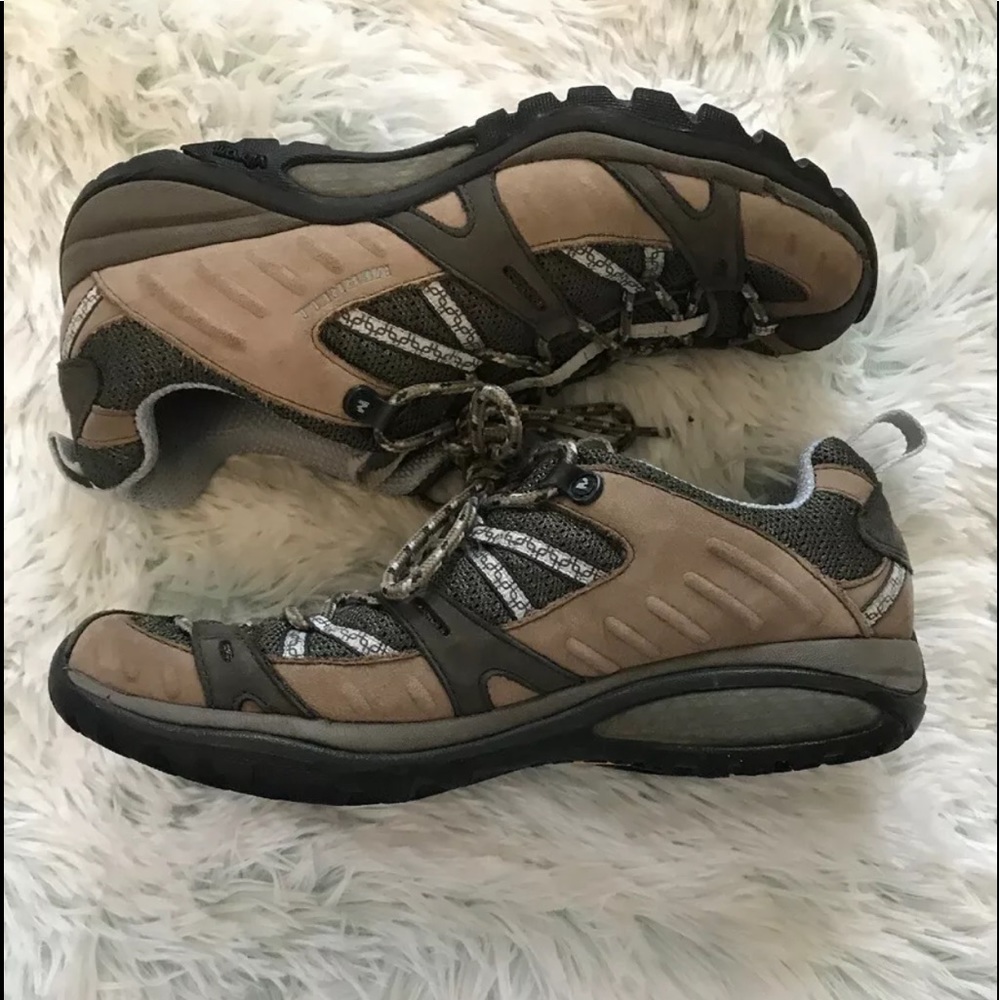 Women’s Merrell hiking shoes